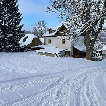 Na Sjezdovce 아파트 Sedloňov
